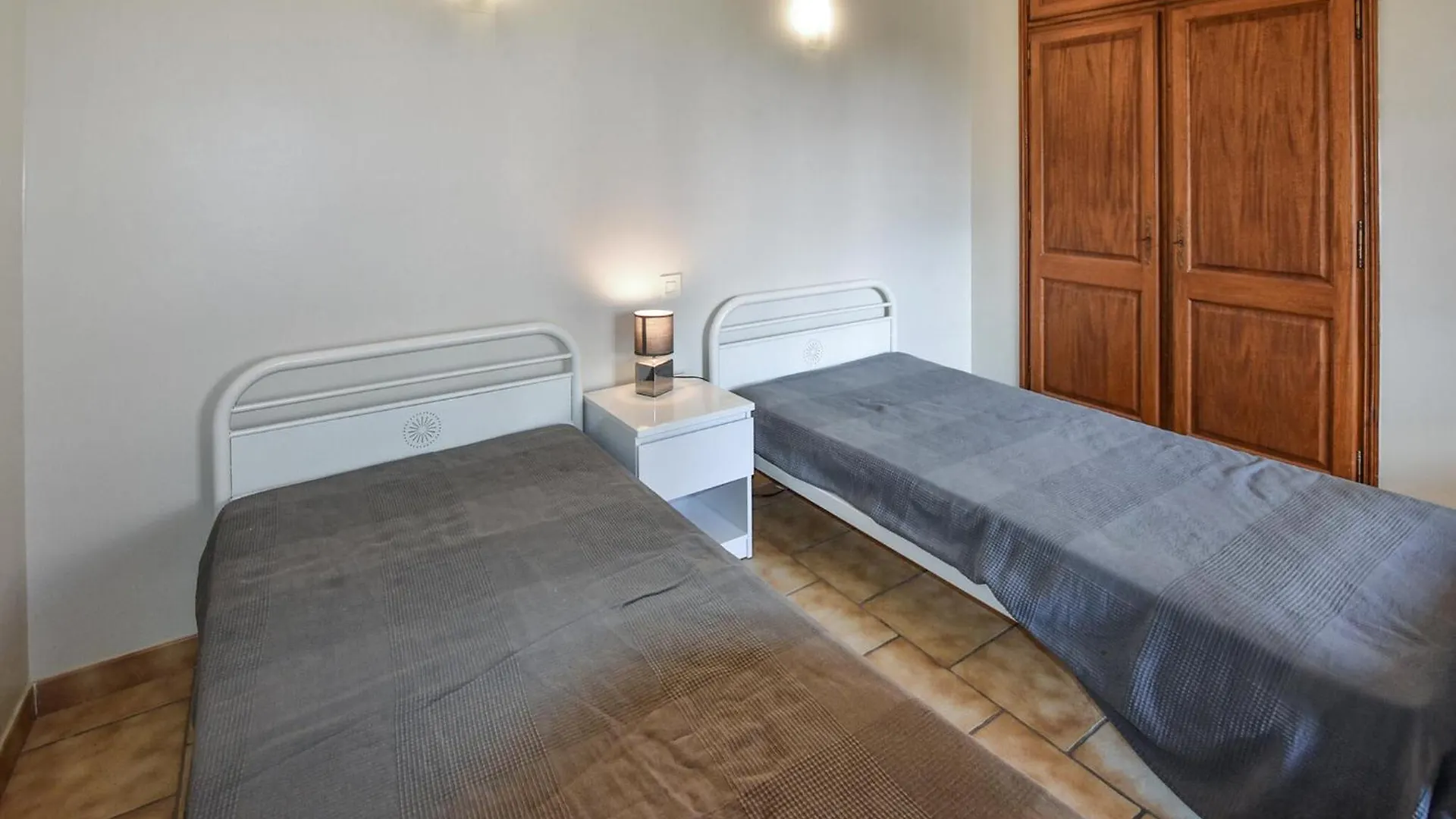 Stunning Home In Loriol-Du-Comtat With Wifi Holiday home