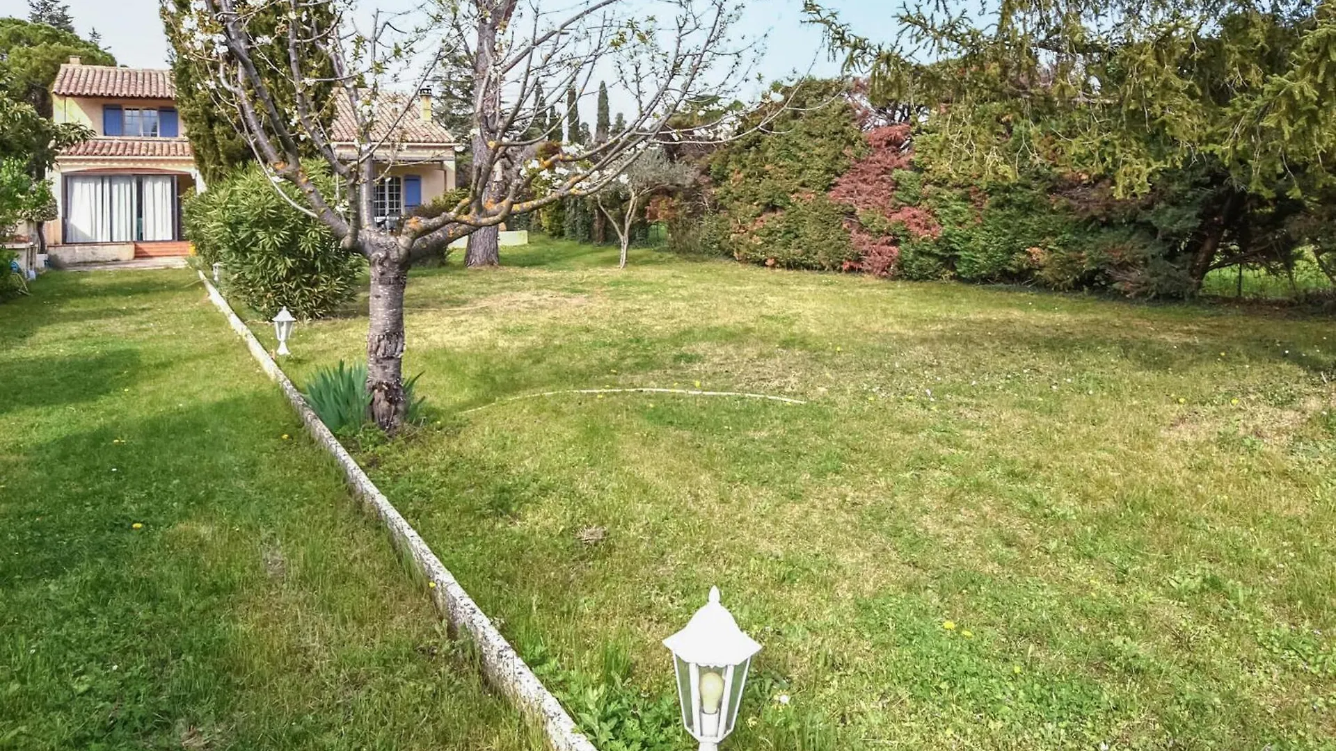 Stunning Home In Loriol-Du-Comtat With Wifi Holiday home